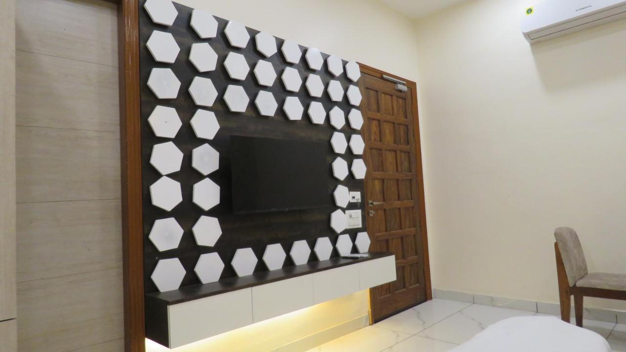 Raja Ji Hotels & Restaurant Jind 外观 照片